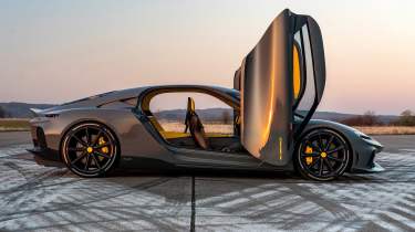 Koenigsegg doors